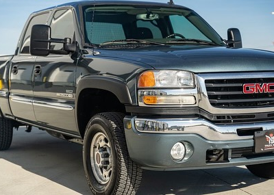 GMC 2500HD Short Bed 4x4