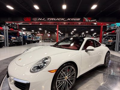 Porsche 911 CARRERA 4S