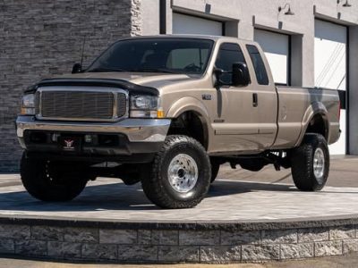Ford F-250 Super Duty Lariat SuperCab 4X4 Off Road