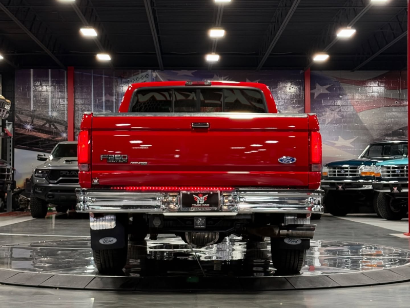 Ford F250 CREW CAB XLT 4X4