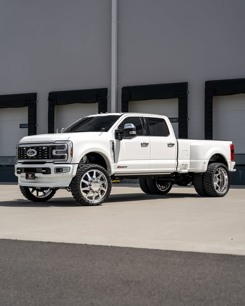 Ford F450 Limited 4X4